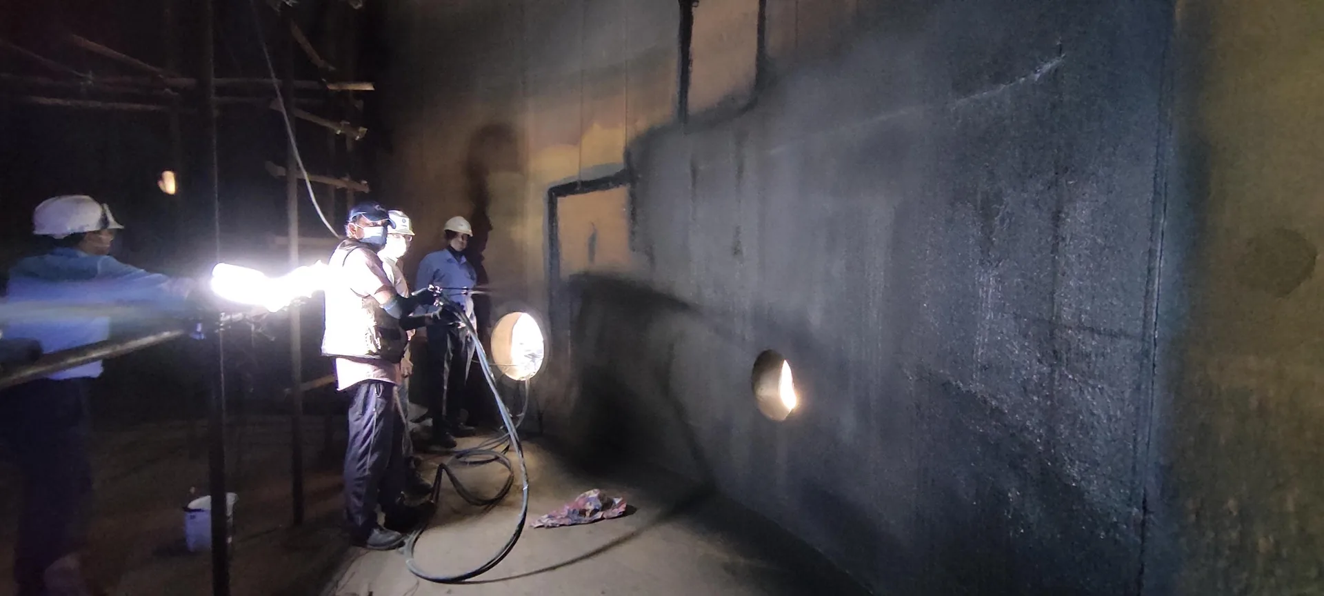 Chemical storage tank coating
